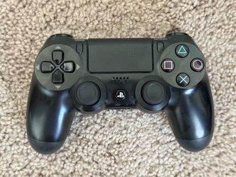 PS4 DualShock 4 Controller
