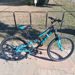 Huffy Trail Runner 18 speed Kolo 2200 Bicycle 