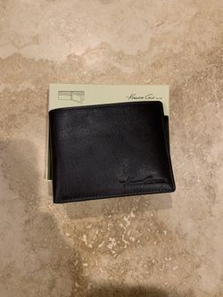 Kenneth Cole New York Men’s Genuine Leather Wallet (New In Box)