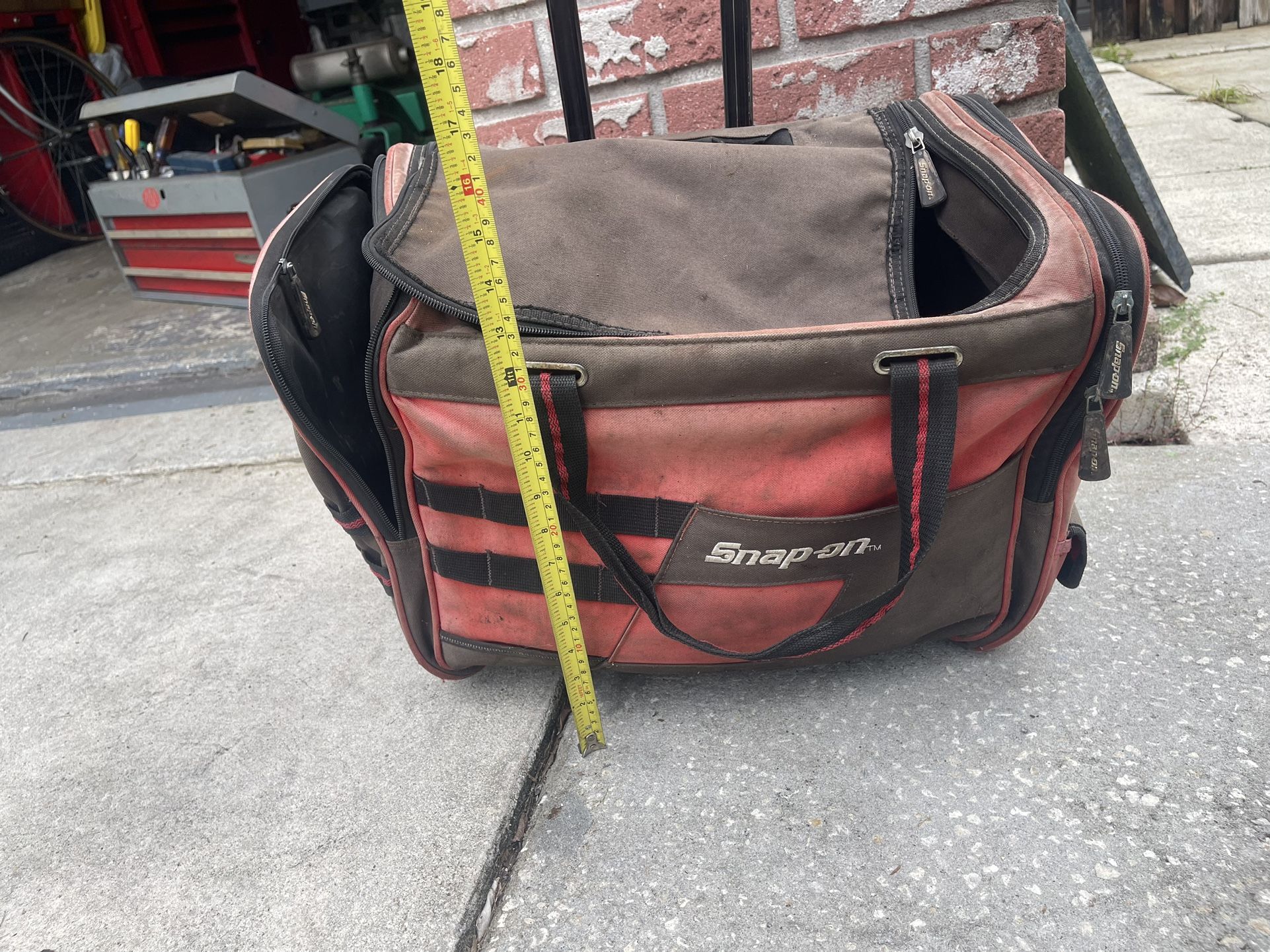 Older Snap On Bag On Wheels