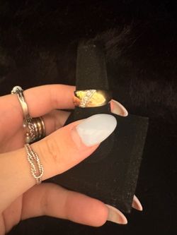 14k mixed gold VS diamond men’s wedding band