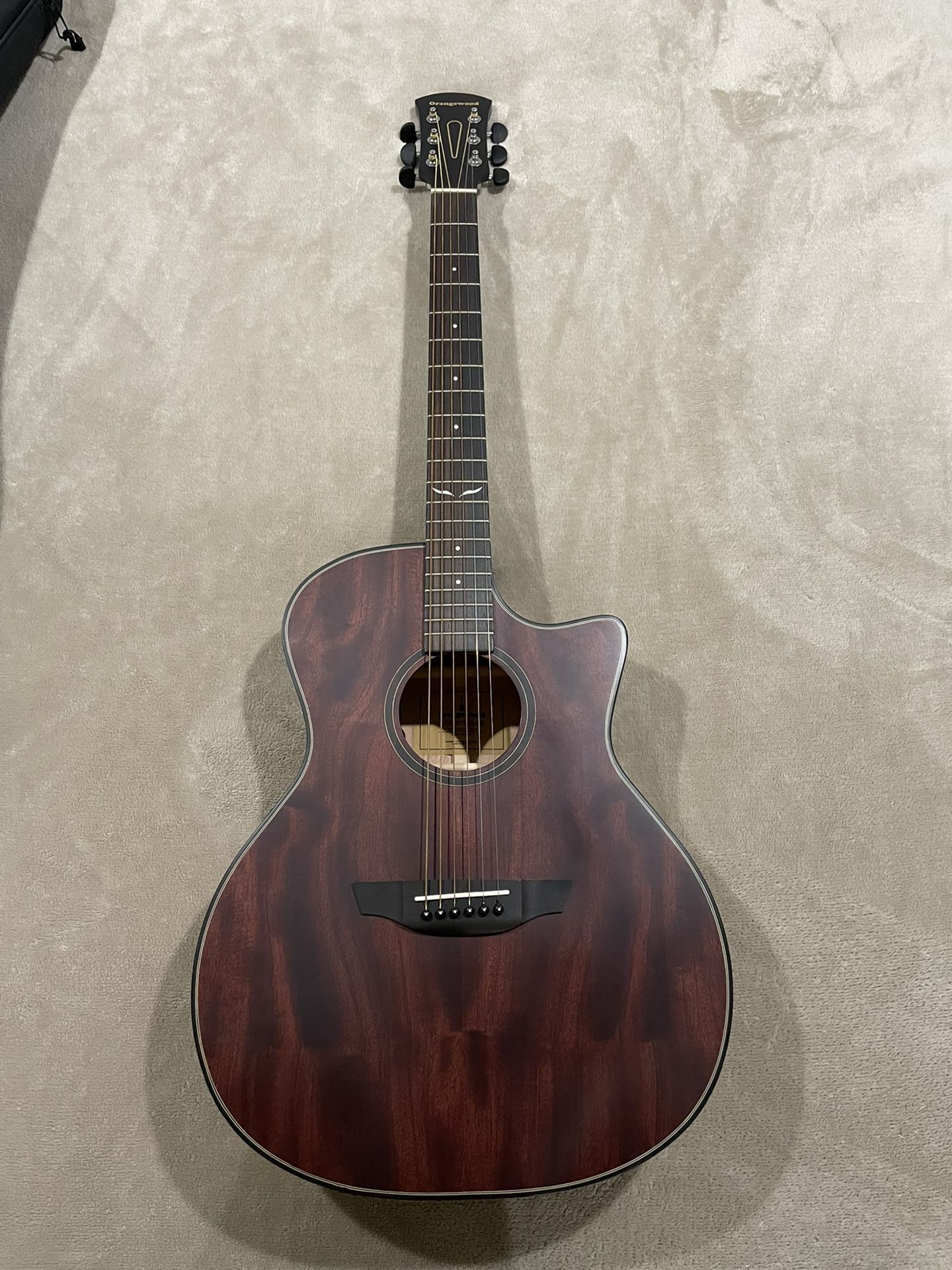 Orangewood Guitar- Morgan Mahogany Live Cut Away