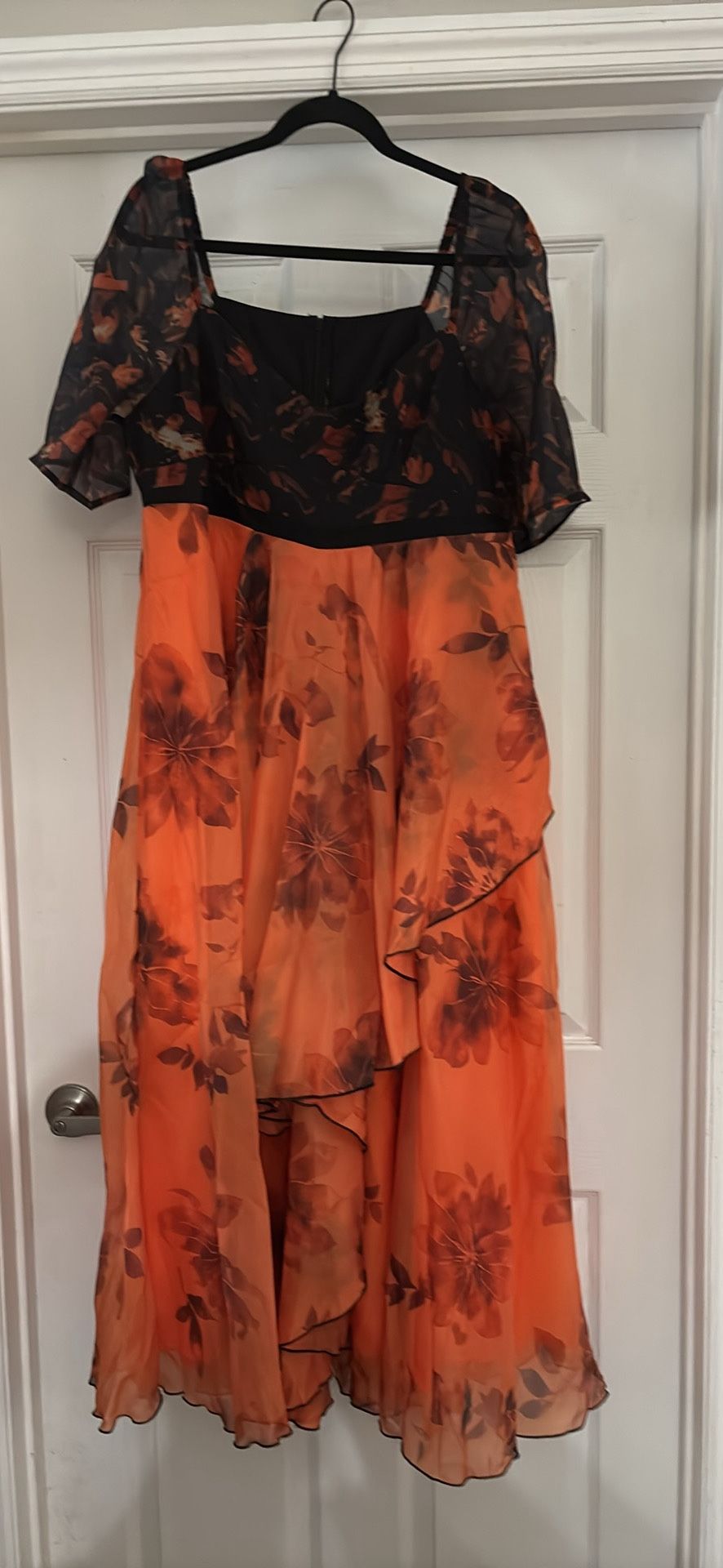 Fall Women’s Dress Size XL (fits like a 14)