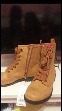 Cat and Jack Boots