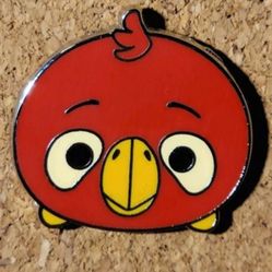 Tsum Tsum Jose Red Parrot Pin