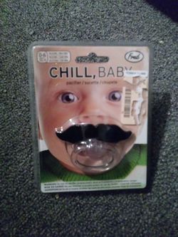 Mustache pacifer