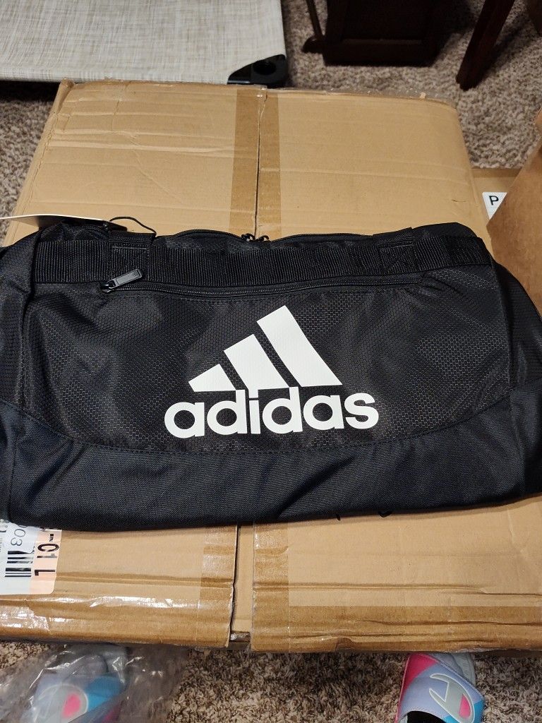 Adidas Defense 2 Medium Duffle Bag