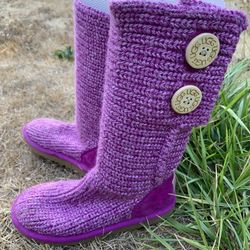 Kids UGG Boots, Good Condition. Pick Up Only  Size13