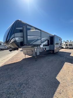 2019 Keystone Raptor