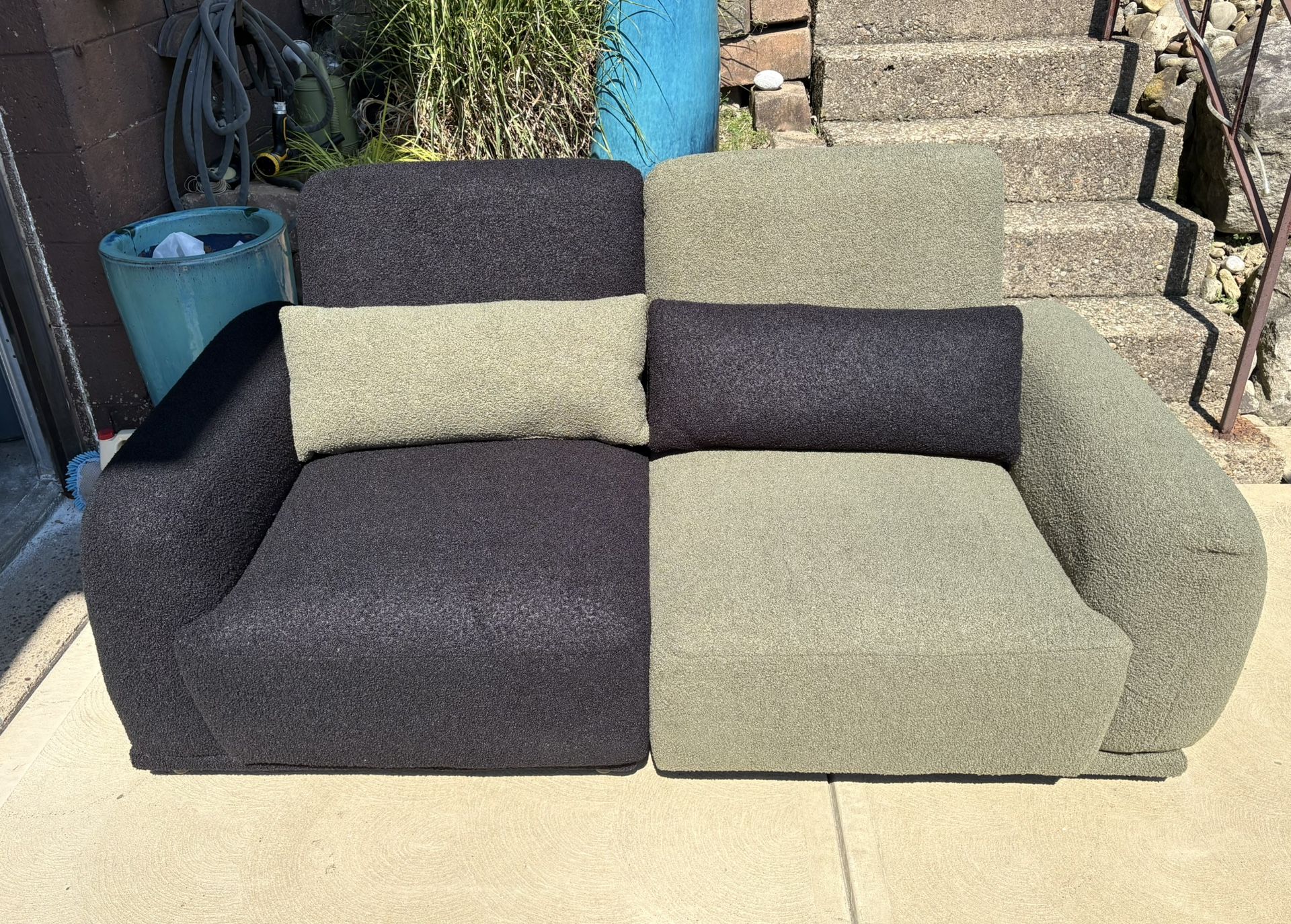 New 6ft long hybrid couch green and black fabric