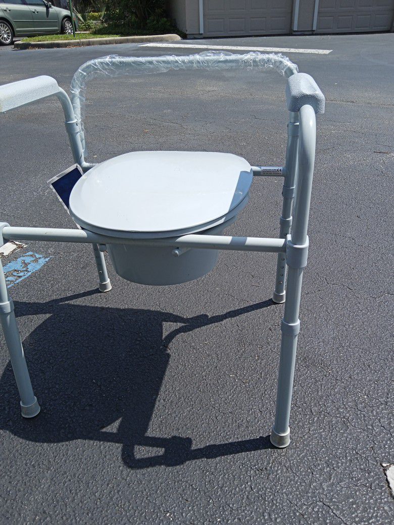 Handicap Toilet Seat 