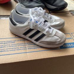 Boys Adidas Samba Shoes Size 13