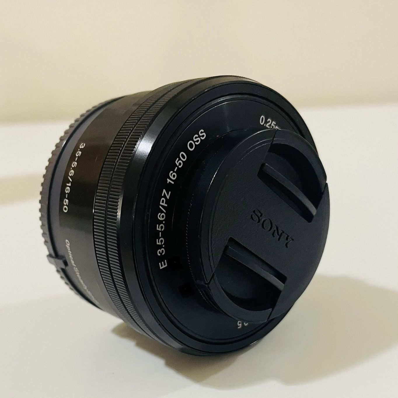 Sony 16-50mm F3.5-5.6 with power zoom