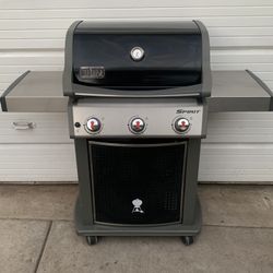 Weber Spirit E-310 BBQ Grill 3 Burners Propane Lp