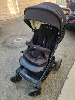 Nuna Mixx Stroller with Cognac Leather Handle