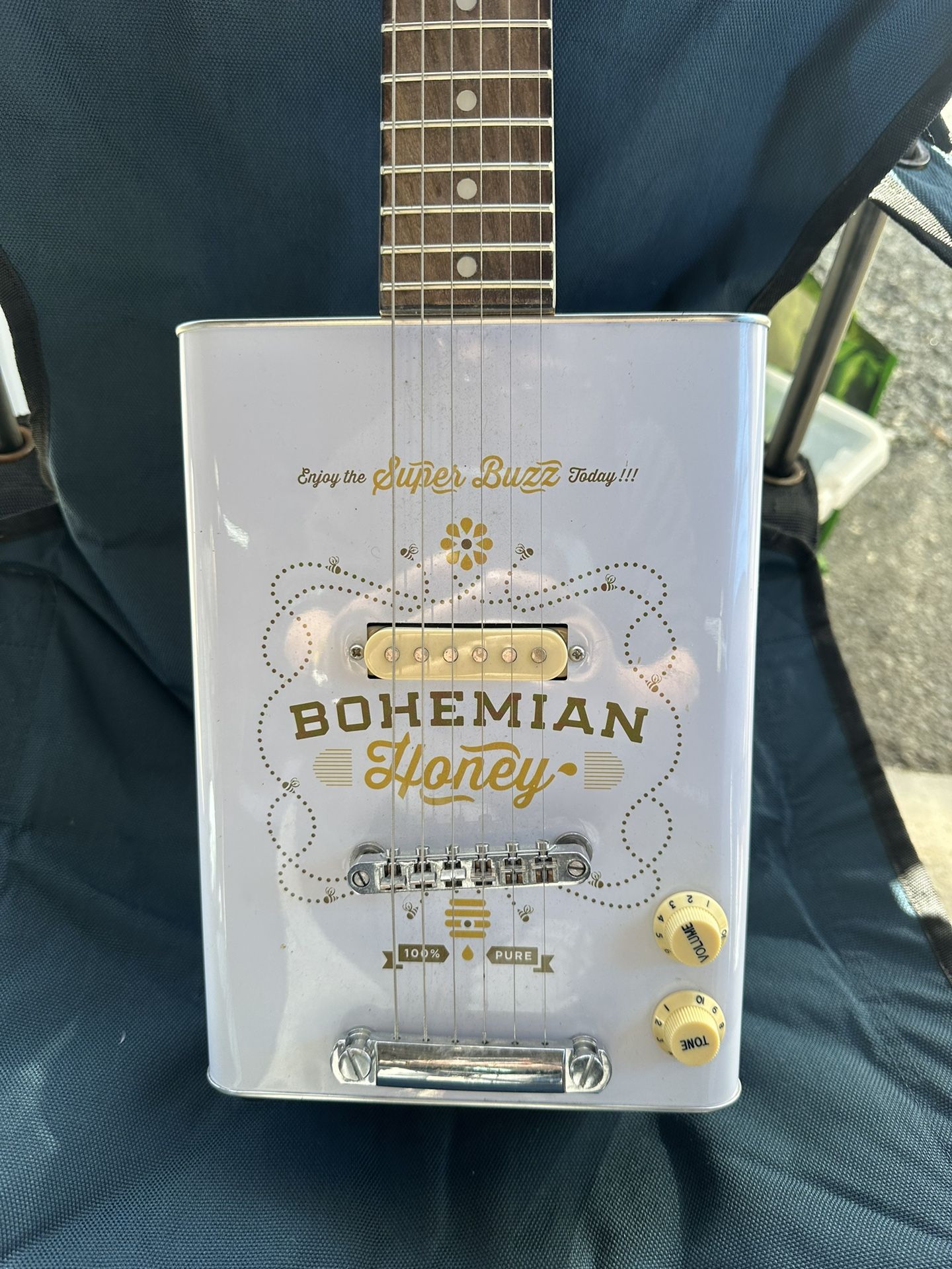 Bohemian Guitar