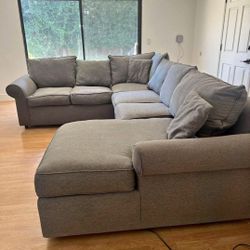 BRAND NEW GREY MODULAR CLOUD SECTIONAL 