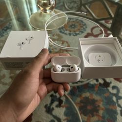 AirPods Pro (2nd Gen)