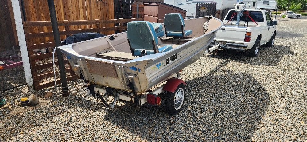 1977 12' Valco Aluminum Fishing Boat