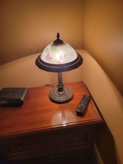 2 matching lamps