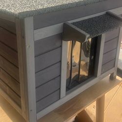 Small dog/ cat house