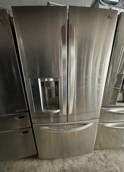 LG French Door Fridge with IceMaker - Stainless Steel