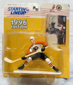 1996 Starting Lineup Eric Lindros Philadelphia Flyers NHL Hockey Figure