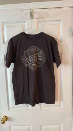 Men’s Vans T-Shirt (size M). Like New!