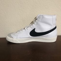 Nike Blazer Mid 77’ Vintage 