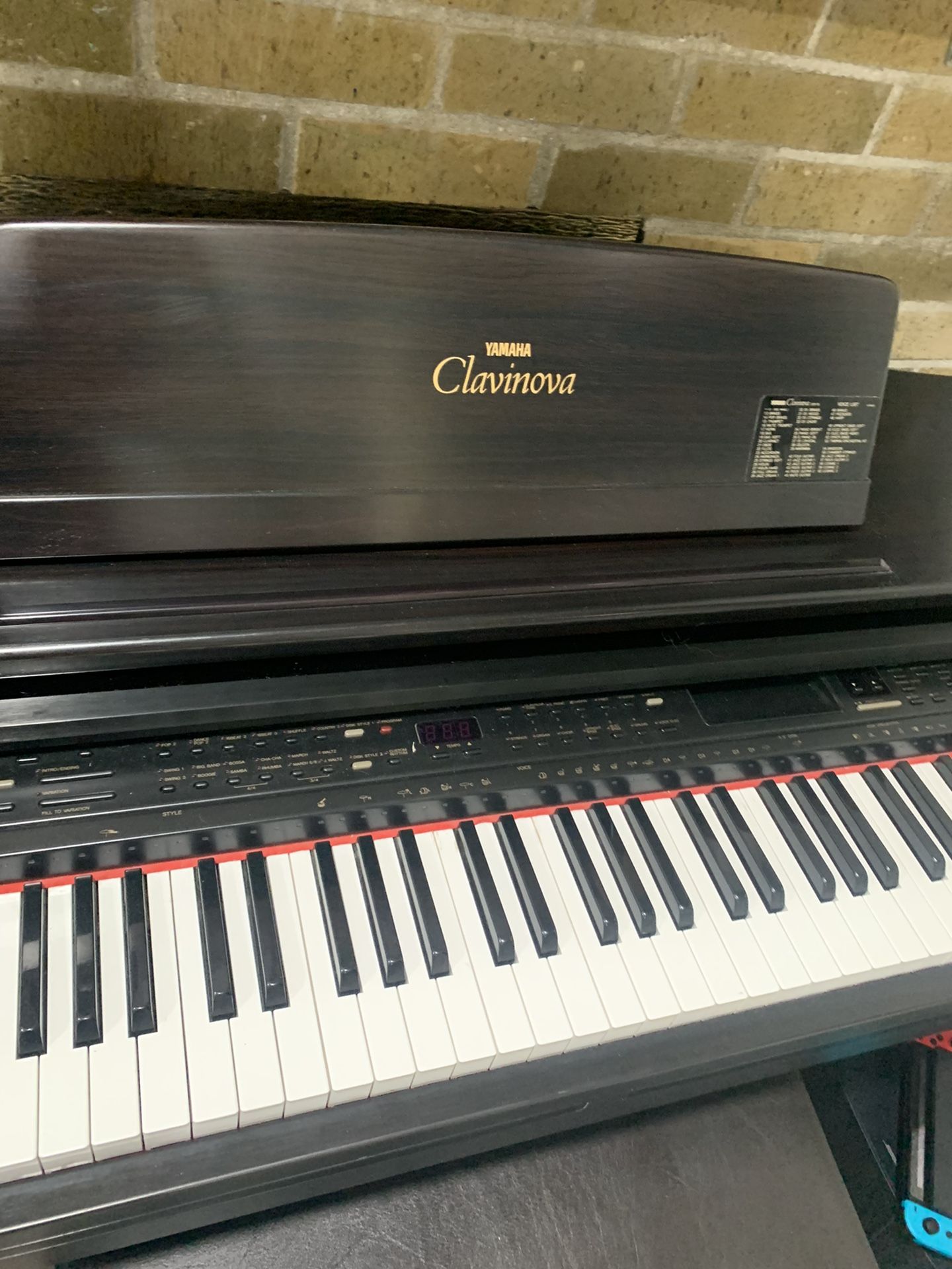 Clavinova Yamaha  Cup-65