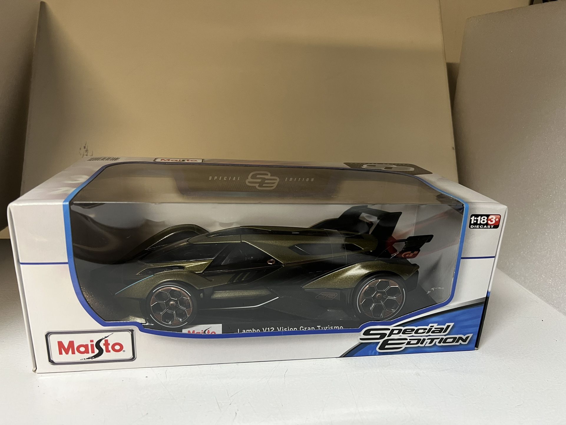 Maisto Special Edition Lambo V12 Vision Gran Turismo Matte Green 1:18 Car MIB!