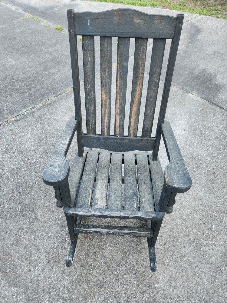 Large Rocking Chair 