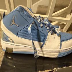 Jordan Ol’ School II Size 6 Youth 