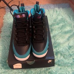 Jordan Retro 9 SIZE *6.5*  