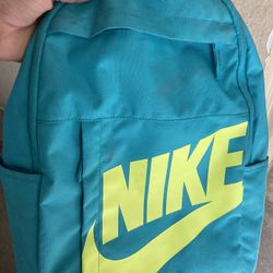 Nike Elemental/Travel Backpack Color Dusty Cactus Capacity 21L 