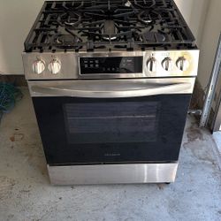 Frigidaire 30” Gas Range