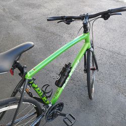 Raleigh Cadent excellent, light weight, high performance Road/Mountain Hybrid bike
