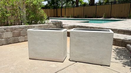 Outdoor Planters (set of 2)
