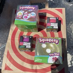 Needoh Mello Mallo Squeeezy Dice Squishy Toy