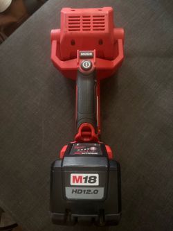 Milwaukee Led Search Light with HD12.0 Battery