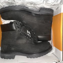Black Timberland 10.5 MEN