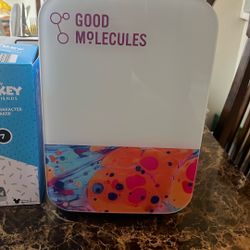 Small refrigerator 