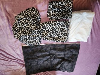 Floral Bedding Set Black and White