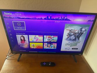 32 inch Vizio Roku Smart TV with Remote