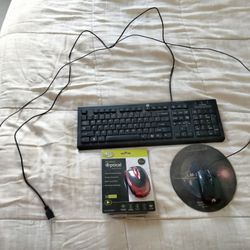 Keyboard 🎹 +Mouse And Pad +Wireless Mouse 