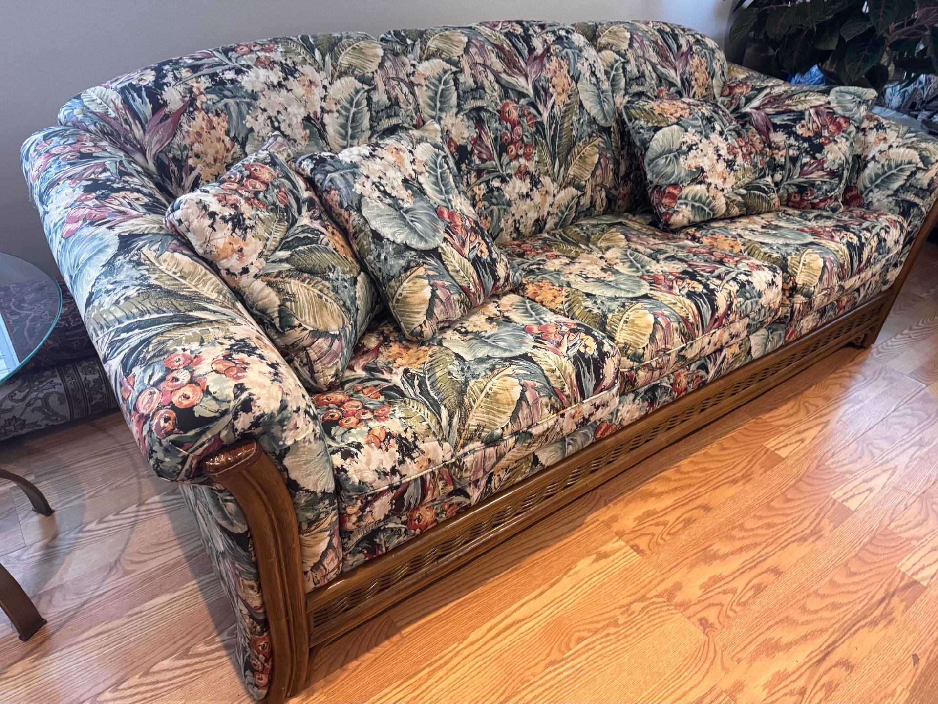 Rattan sofa with queen bed loveseat 2 chairs and ottoman a