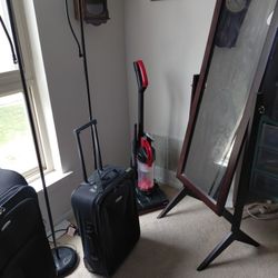 Cash Only No Delivery 19114 Zip