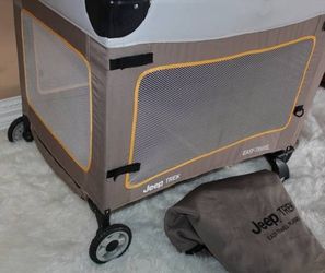 Jeep trek sales easy travel playard