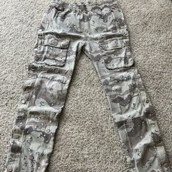 ( Desert Camo Cargo Pant)