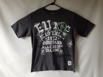 Ecko Unltd men's grey short sleeve graphic t-shirt size M